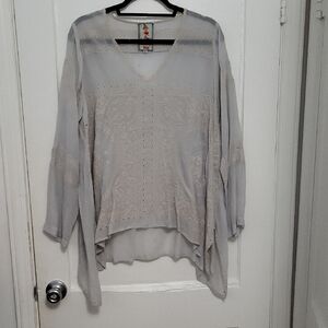 Johnny Was Light Gray Embroidered Blouse